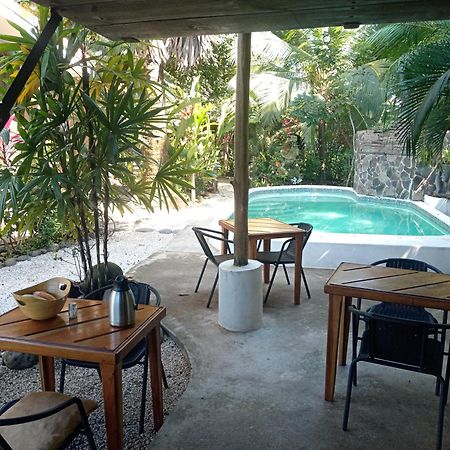 Casa El Colibri Bed & Breakfast Parrita Dış mekan fotoğraf