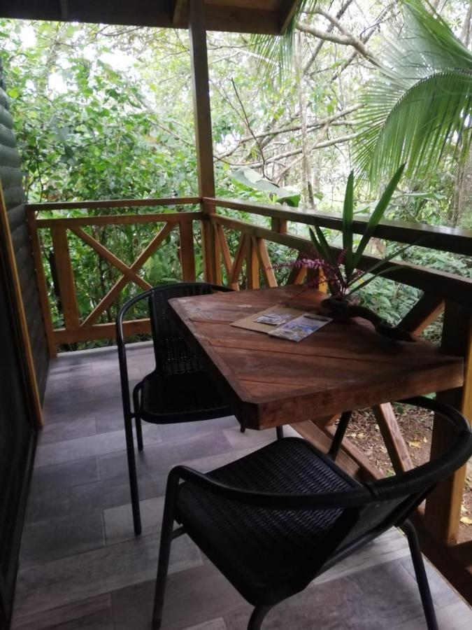 Casa El Colibri Bed & Breakfast Parrita Dış mekan fotoğraf