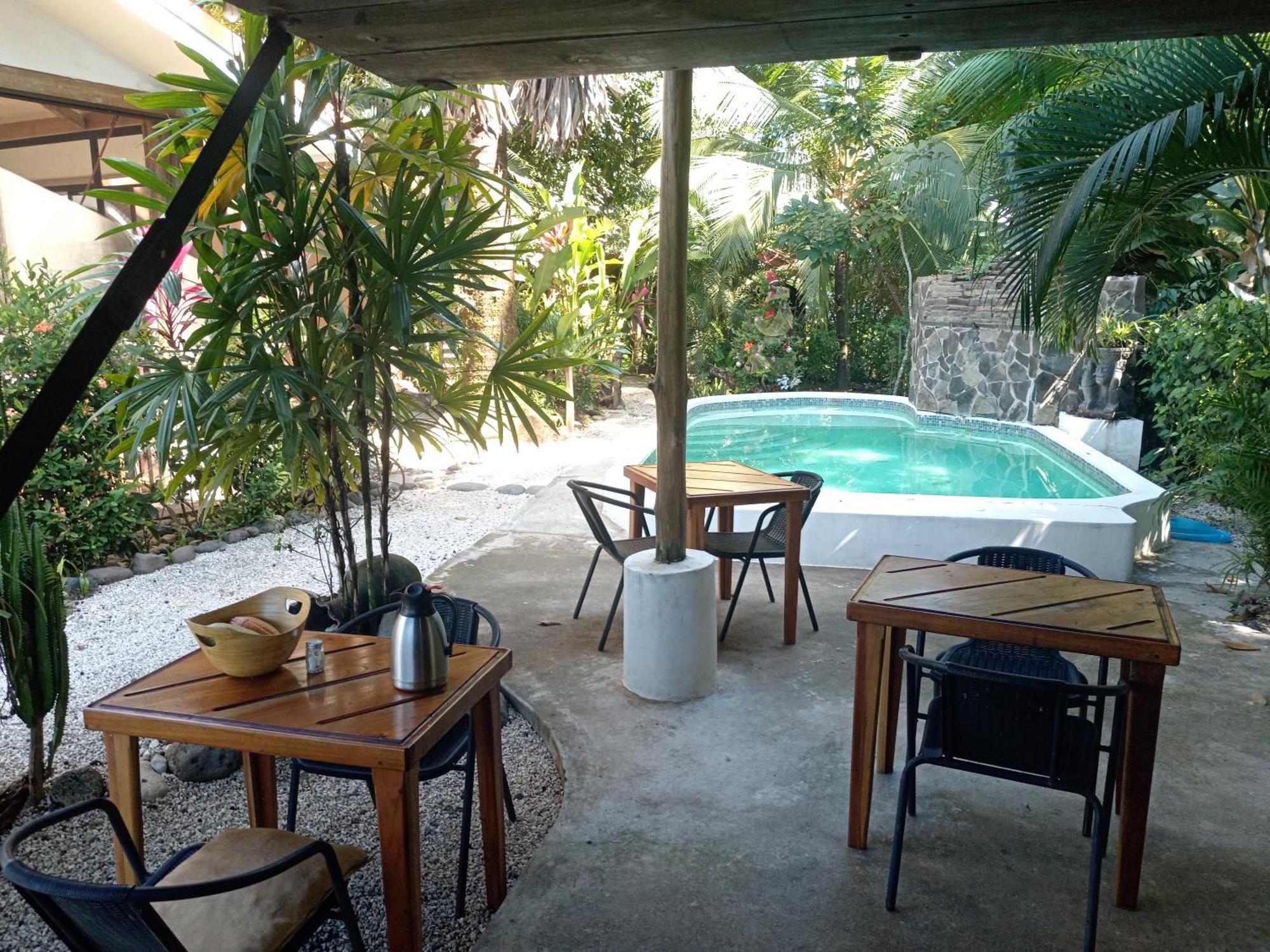 Casa El Colibri Bed & Breakfast Parrita Dış mekan fotoğraf